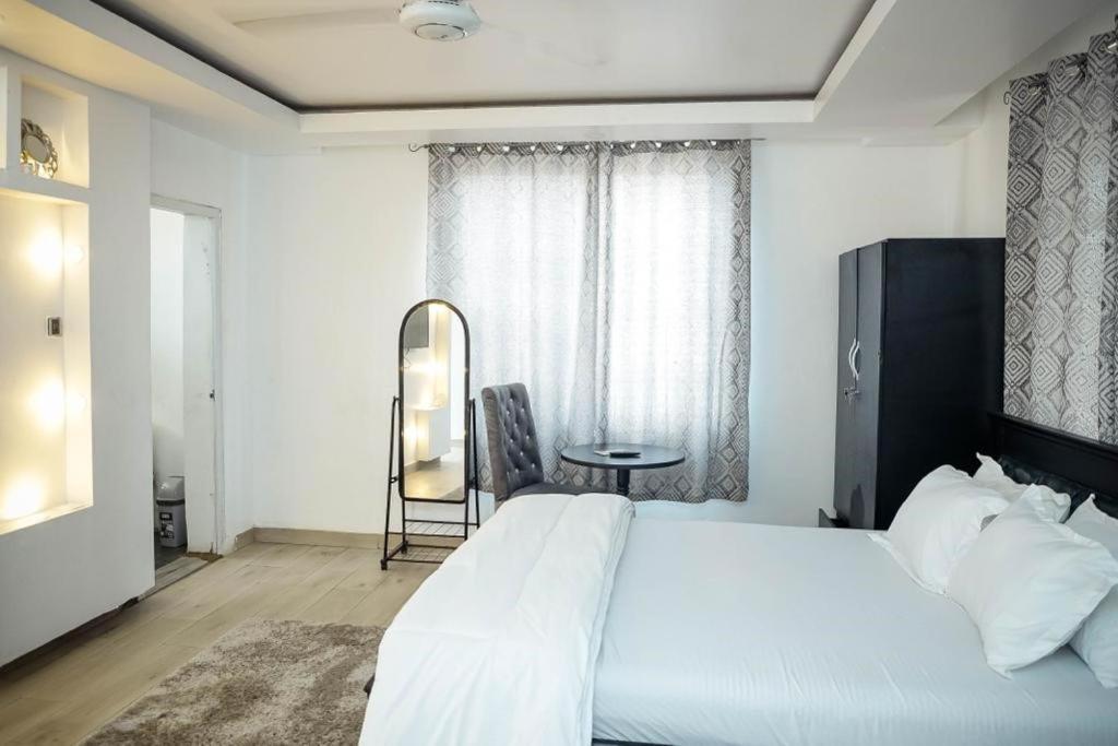 Seven Brothers Apartments Accra Luaran gambar