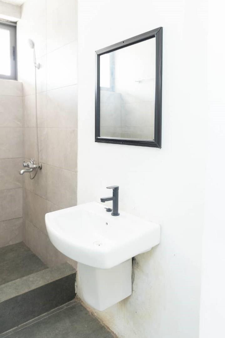 Seven Brothers Apartments Accra Luaran gambar