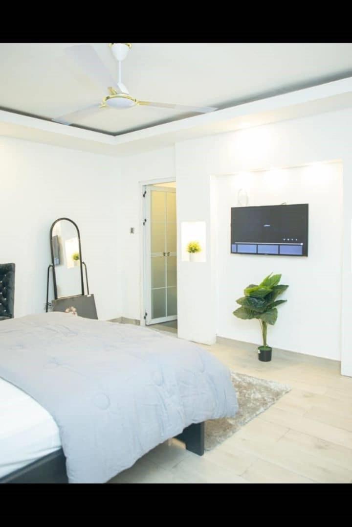 Seven Brothers Apartments Accra Luaran gambar