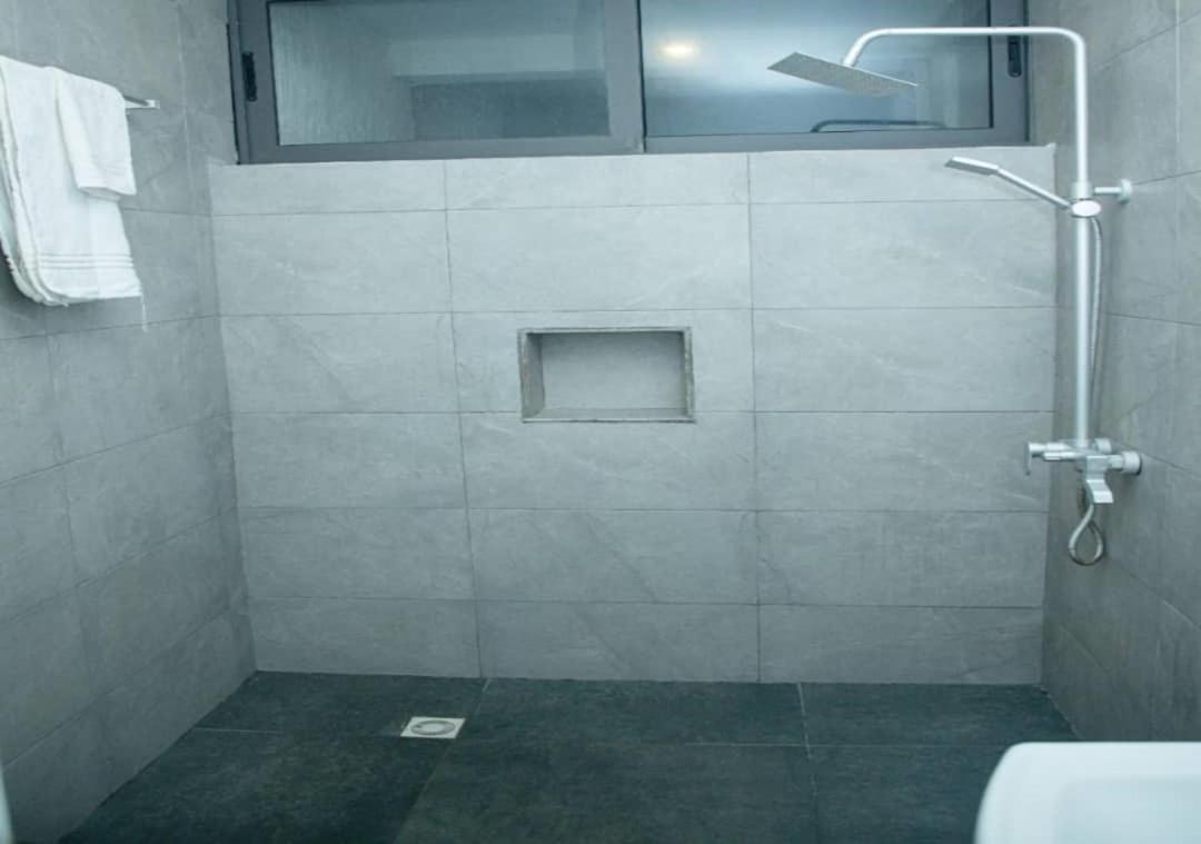 Seven Brothers Apartments Accra Luaran gambar