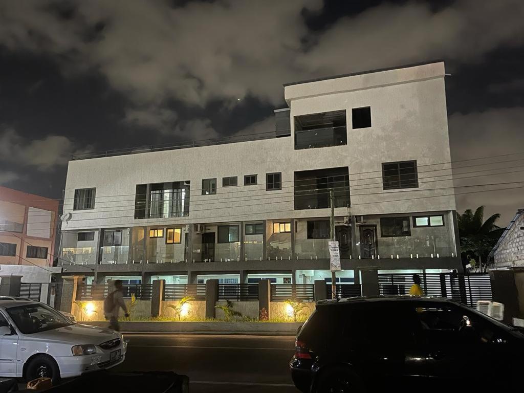 Seven Brothers Apartments Accra Luaran gambar
