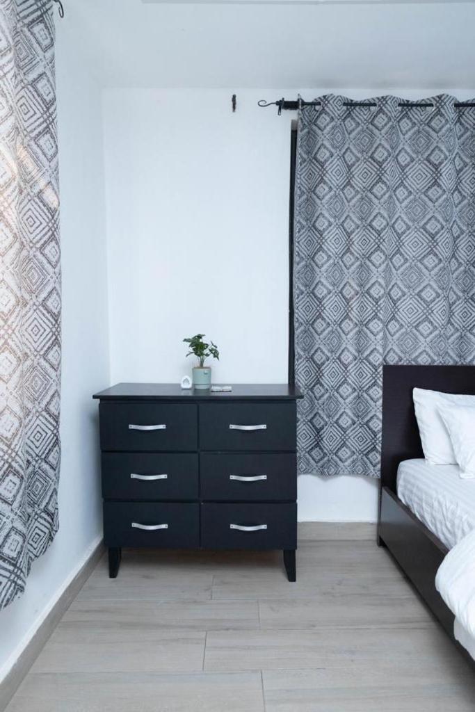 Seven Brothers Apartments Accra Luaran gambar