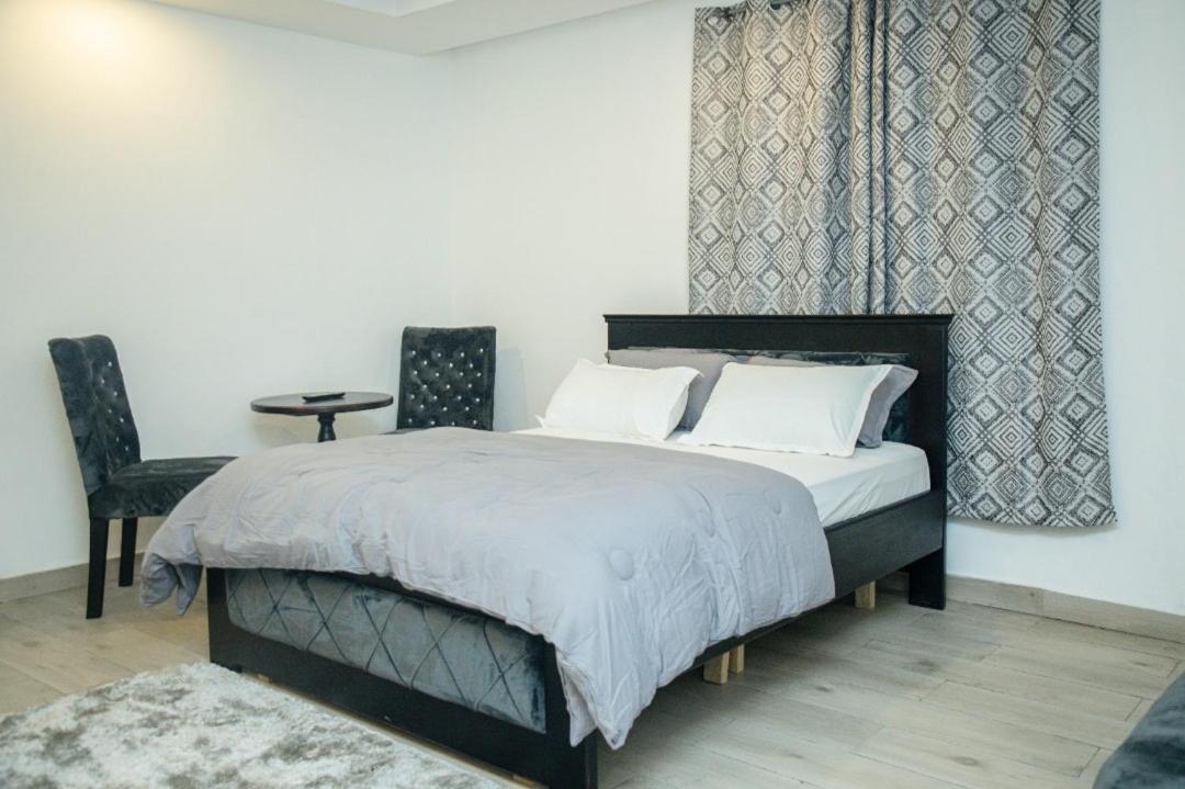 Seven Brothers Apartments Accra Luaran gambar